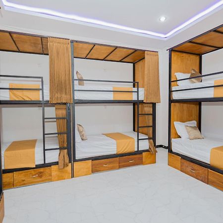 Kamkan Hostel Batununggul Екстериор снимка